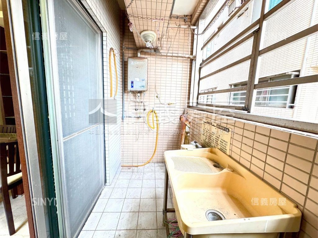 大有梯田公園四房雙車位房屋室內格局與周邊環境