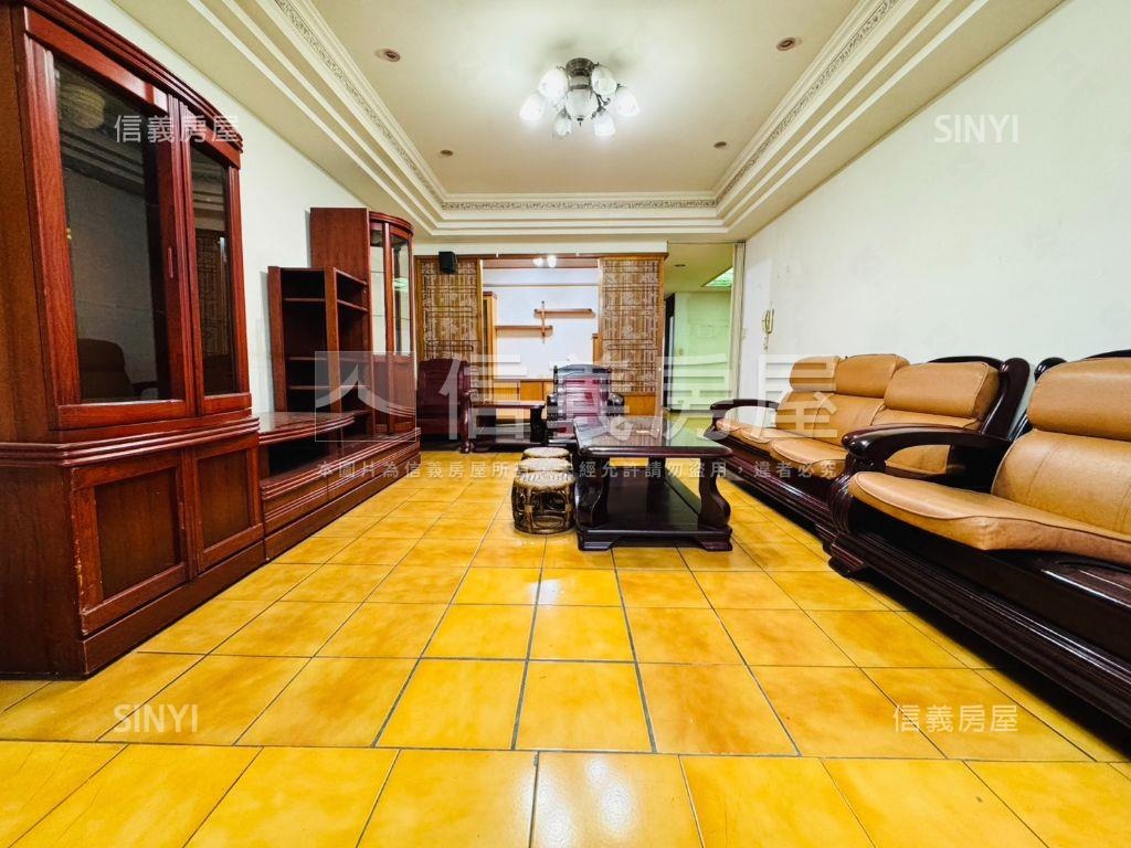 興南大空間美宅房屋室內格局與周邊環境