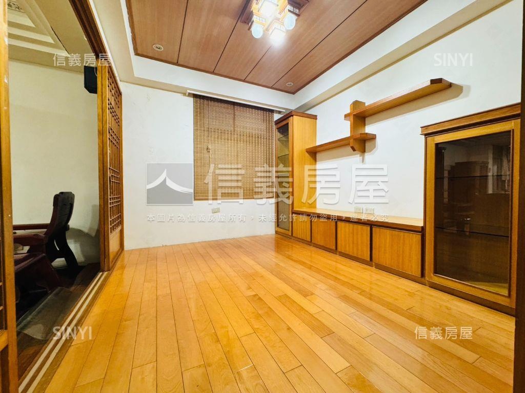 興南大空間美宅房屋室內格局與周邊環境