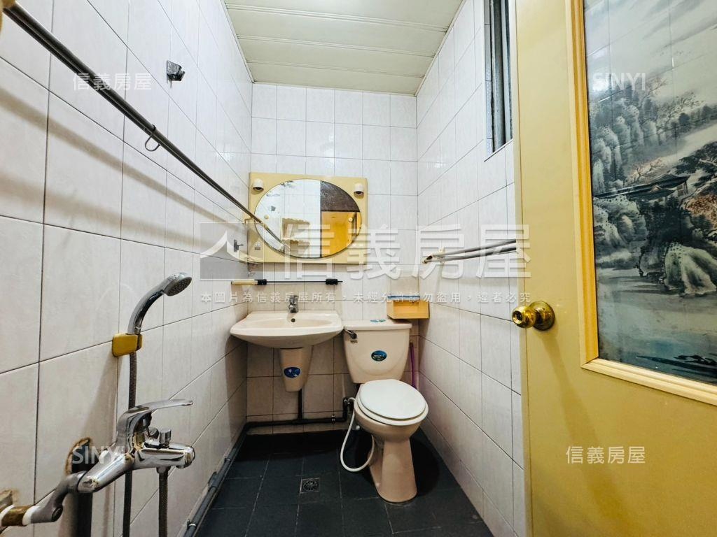 興南大空間美宅房屋室內格局與周邊環境