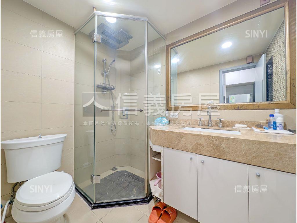 稀有新巨蛋邊間美屋房屋室內格局與周邊環境