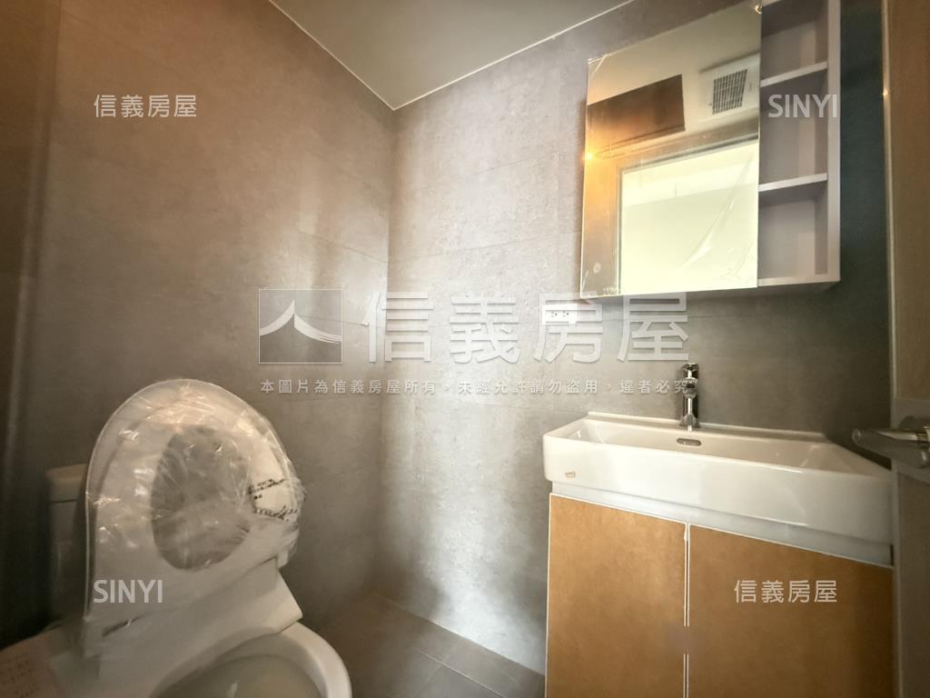 昂峰惟美崇德漢口商圈商辦房屋室內格局與周邊環境