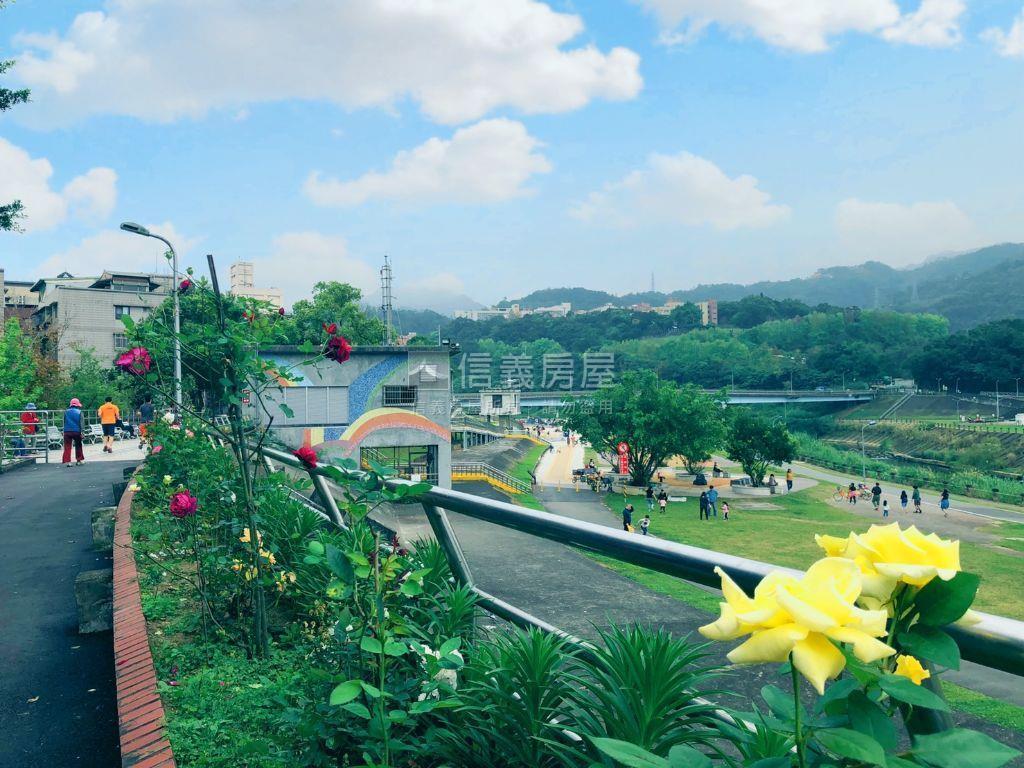 捷運★精品★靜巷溫馨美邸房屋室內格局與周邊環境