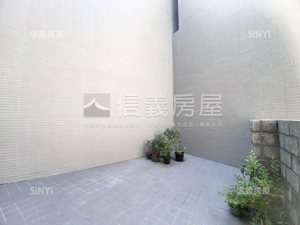 富頂匯美裝潢金店住房屋室內格局與周邊環境