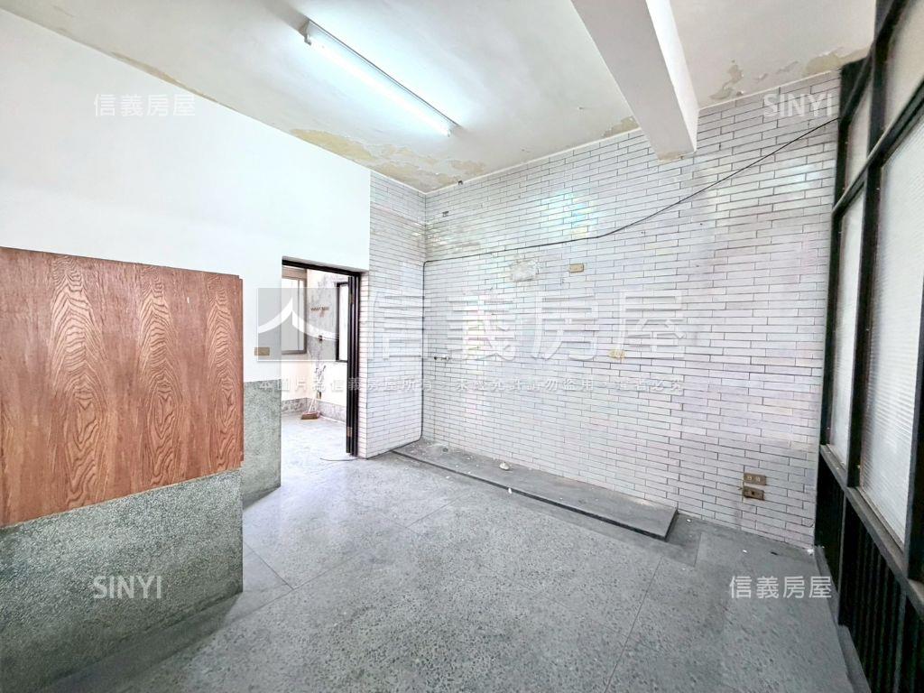 熱河瀋陽邊間大地坪透店房屋室內格局與周邊環境