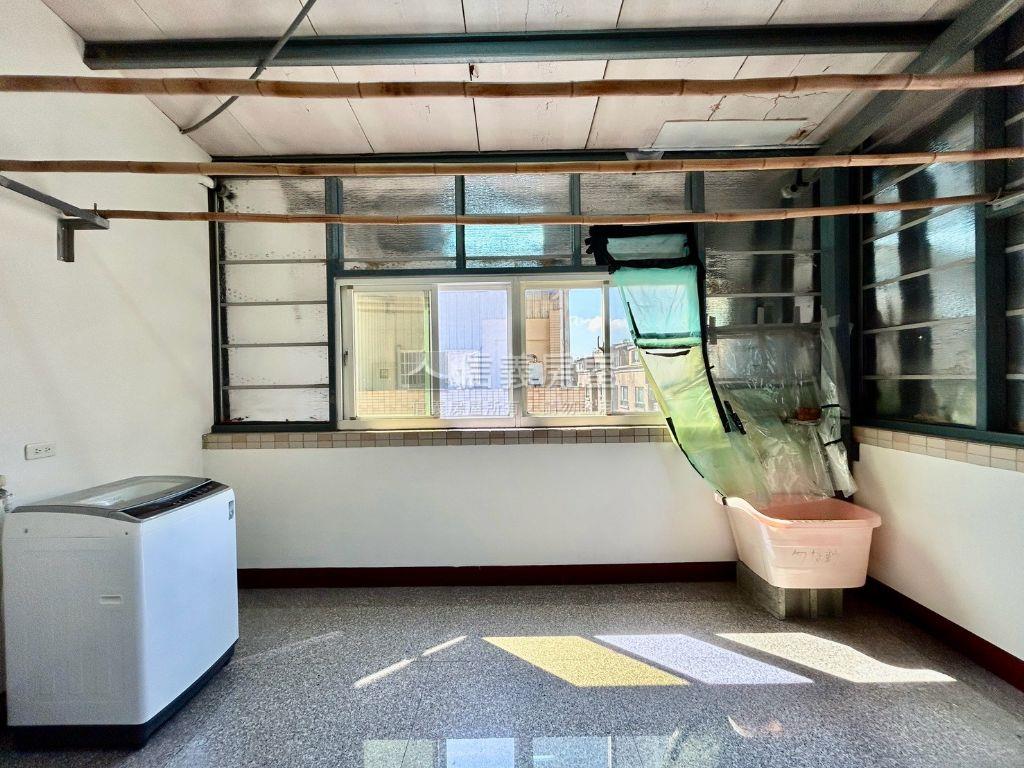 博學臨路傳家透店房屋室內格局與周邊環境