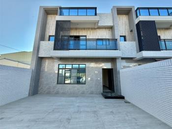 鹿耳門農場邊間電梯別墅