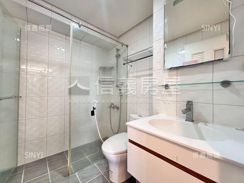 大俊國☆朝南三房車位房屋室內格局與周邊環境