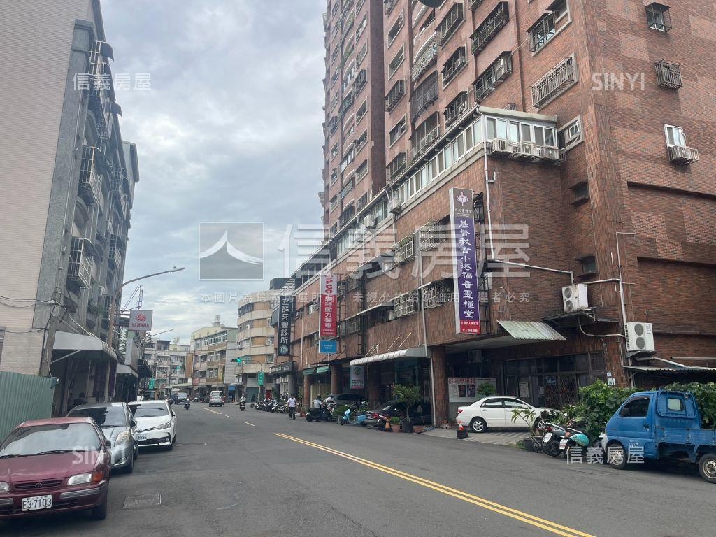 小港二苓商圈黃金店面房屋室內格局與周邊環境
