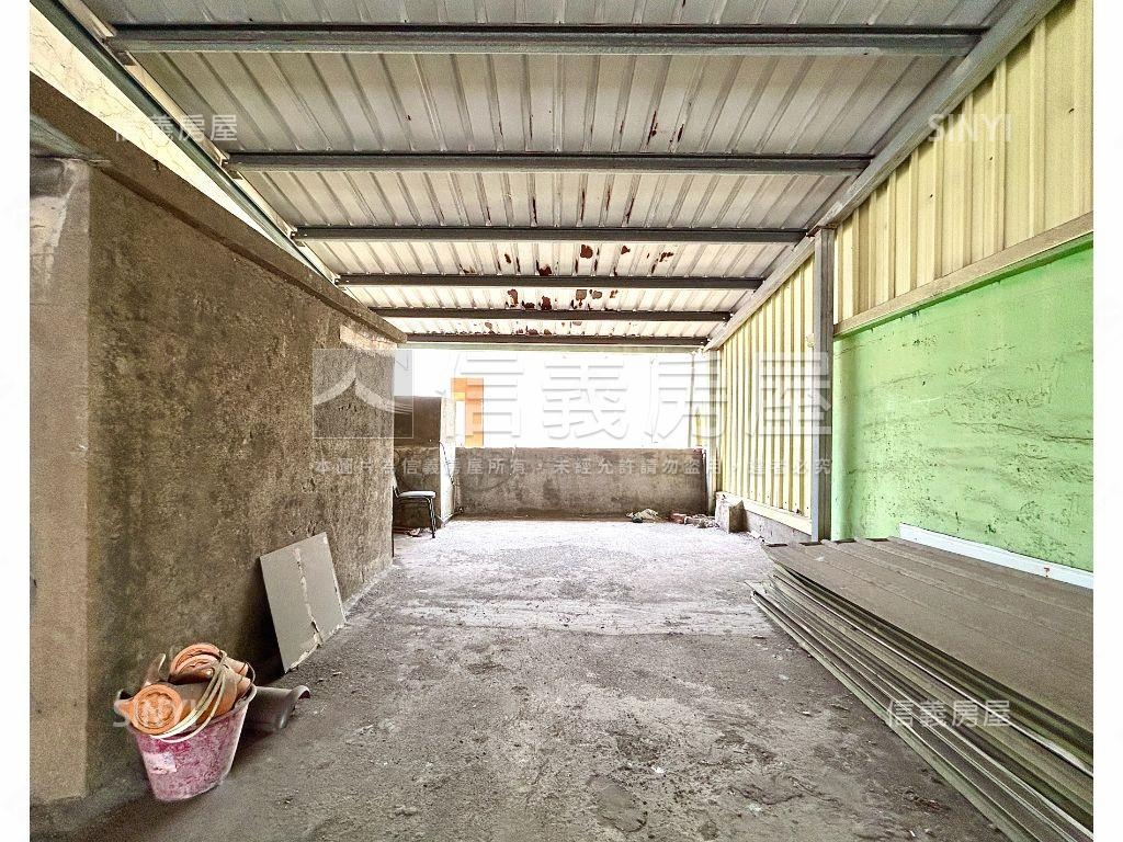 小港二苓商圈黃金店面房屋室內格局與周邊環境