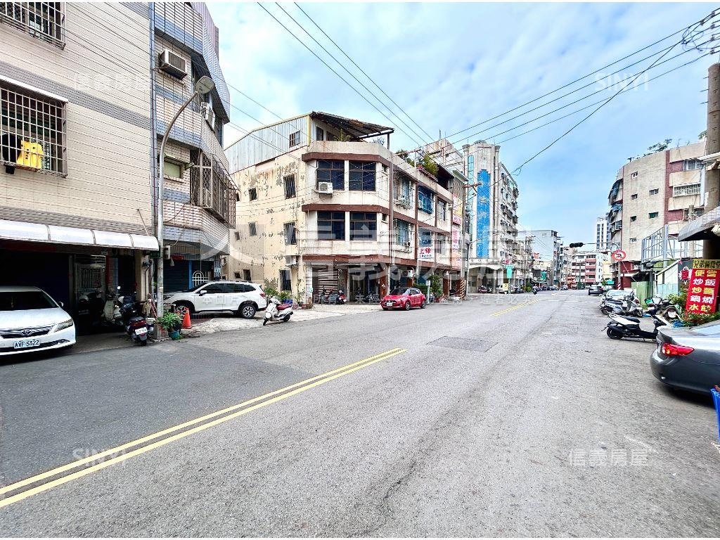 小港二苓商圈黃金店面房屋室內格局與周邊環境