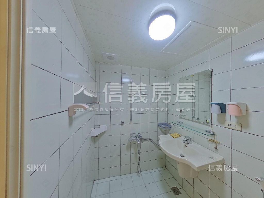 近未來捷運Ｇ１０站演說家房屋室內格局與周邊環境