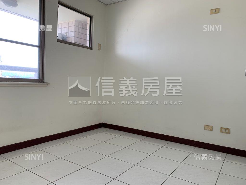 由鉅建設視野戶三房平車房屋室內格局與周邊環境