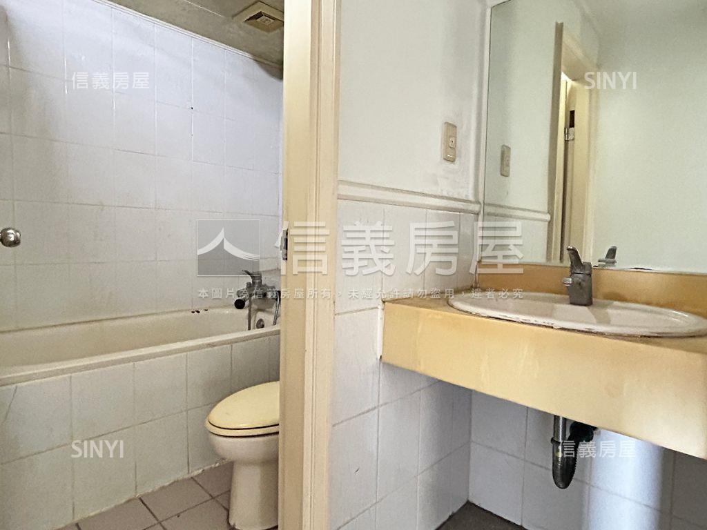 由鉅建設視野戶三房平車房屋室內格局與周邊環境