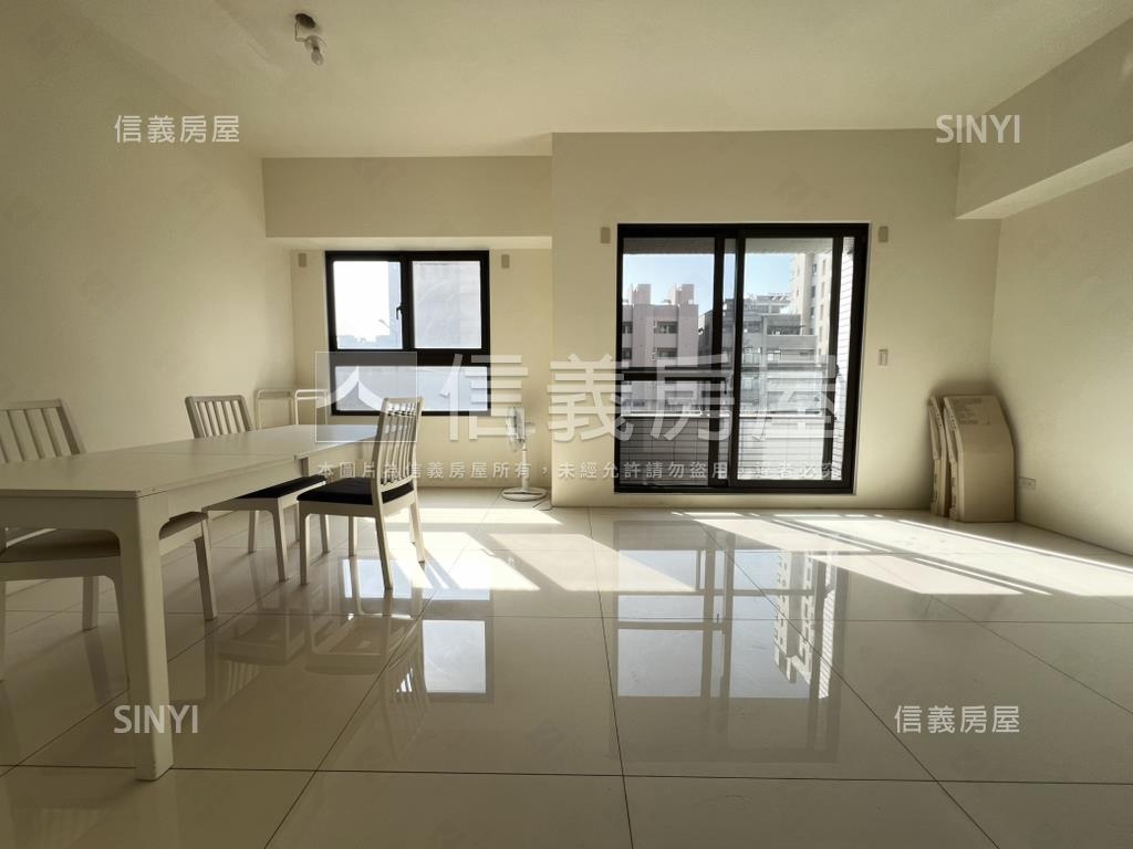 富旺雍華三房平車露臺戶房屋室內格局與周邊環境