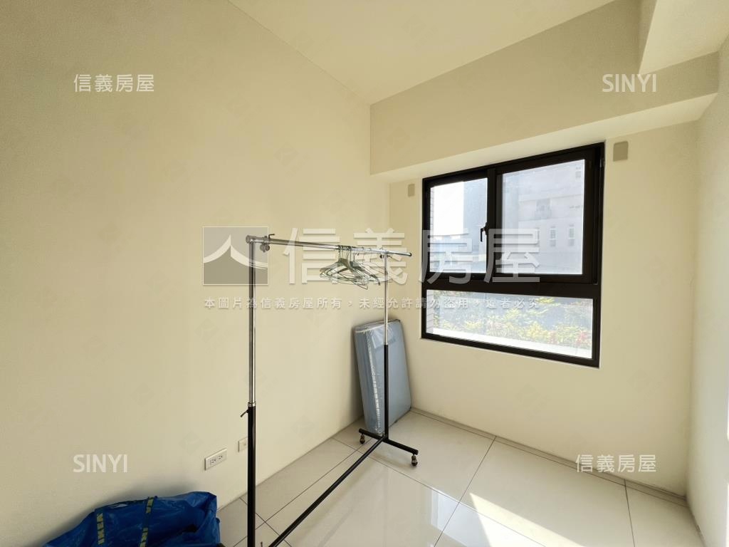 富旺雍華三房平車露臺戶房屋室內格局與周邊環境