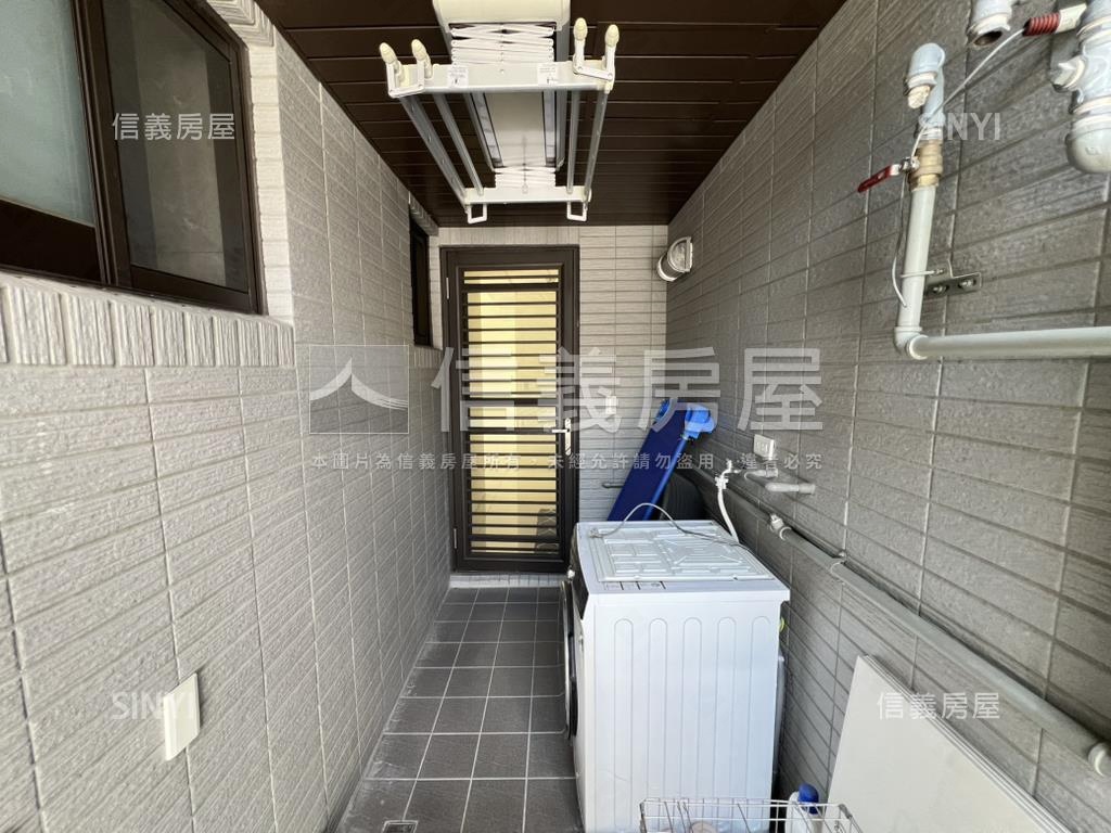 富旺雍華三房平車露臺戶房屋室內格局與周邊環境