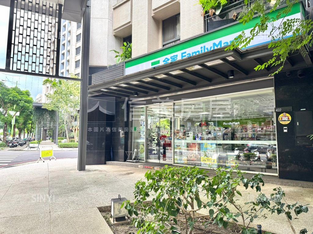 富旺雍華三房平車露臺戶房屋室內格局與周邊環境