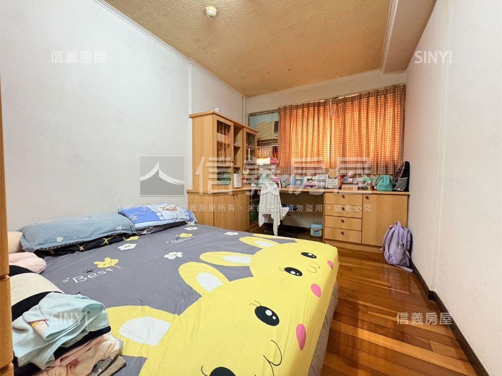 大有路三房有車位房屋室內格局與周邊環境