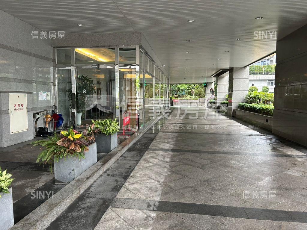 內科麥帥橋明亮樹景美辦房屋室內格局與周邊環境