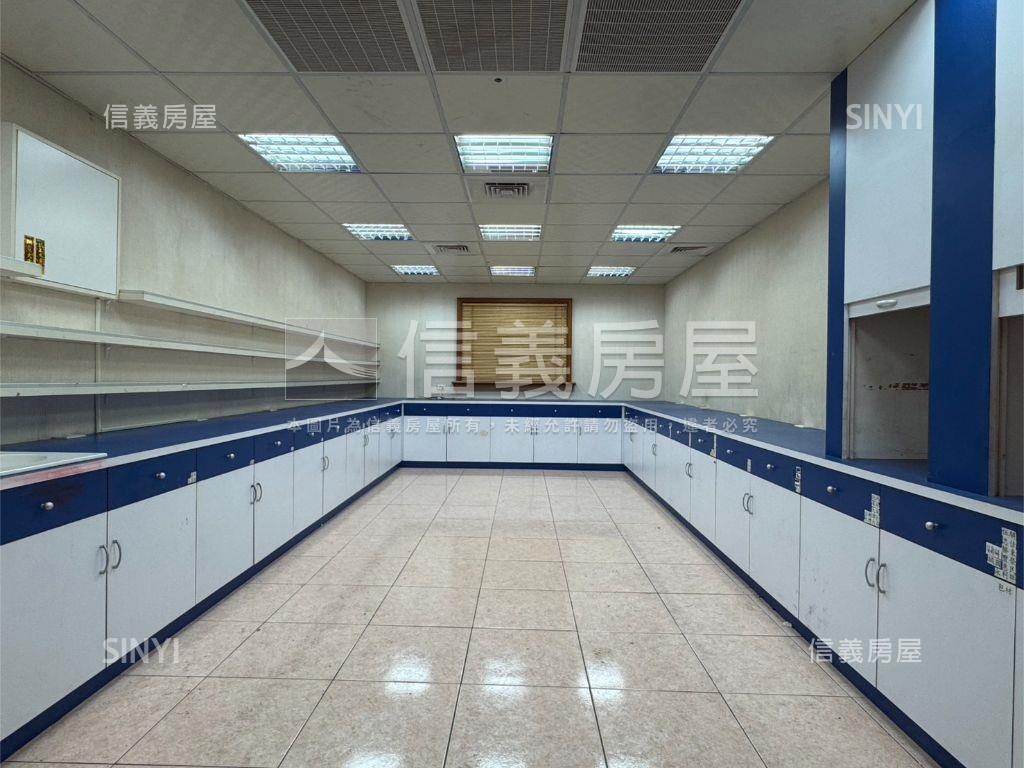 近商６０大面寬店面房屋室內格局與周邊環境