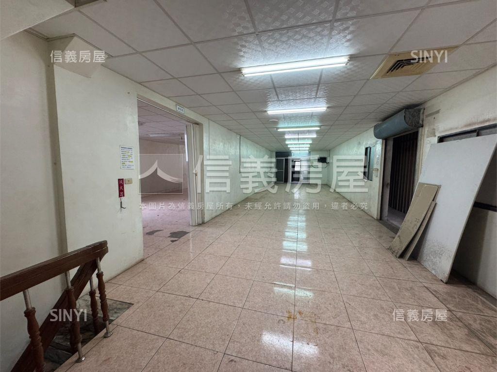 近商６０大面寬店面房屋室內格局與周邊環境