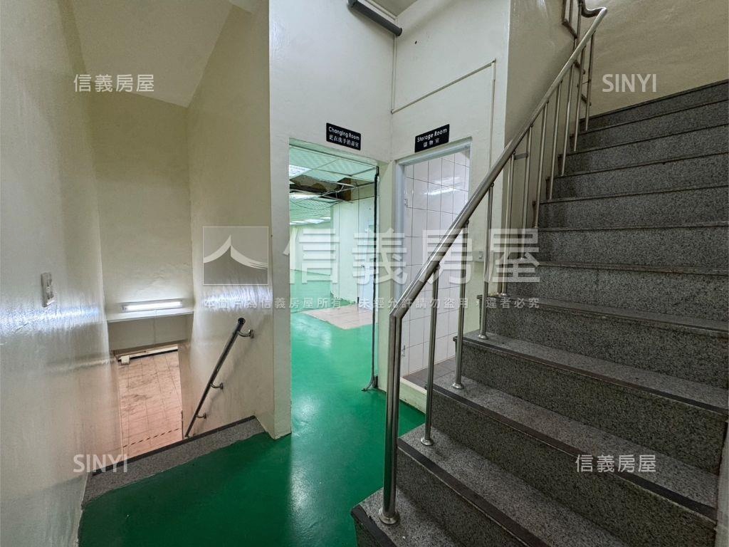 近商６０大面寬店面房屋室內格局與周邊環境