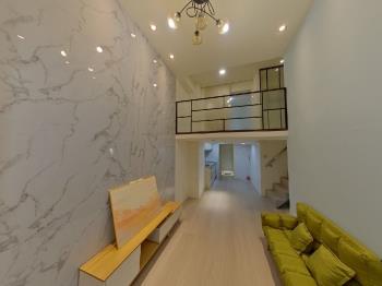 近四號公園☆挑高美妝精品