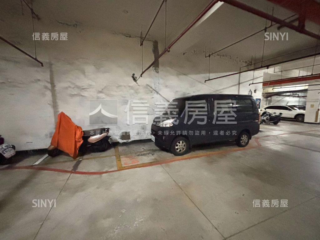 壽德新村三房車位房屋室內格局與周邊環境