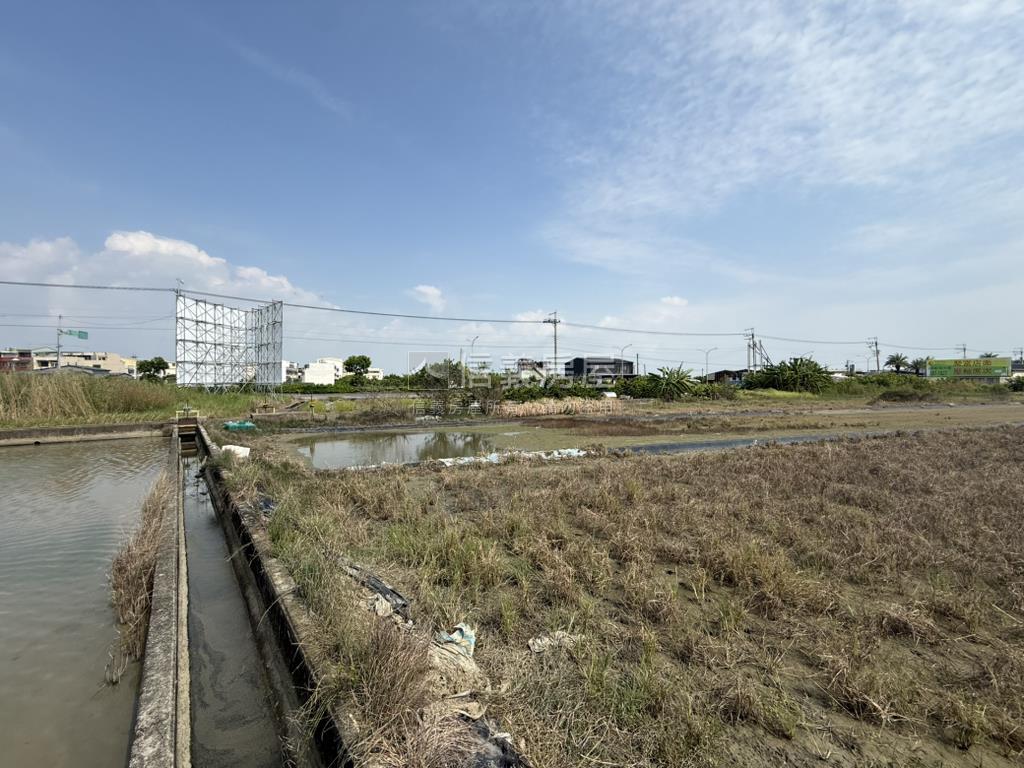 安南區千坪土地房屋室內格局與周邊環境