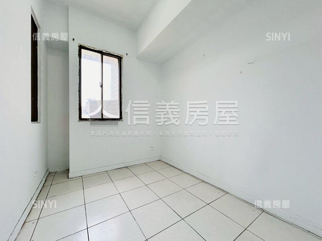 海景天下三房電梯房屋室內格局與周邊環境