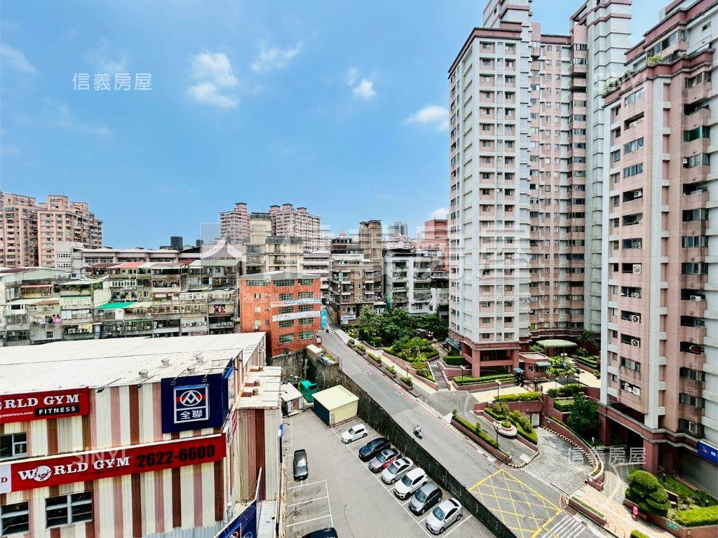 海景天下三房電梯房屋室內格局與周邊環境