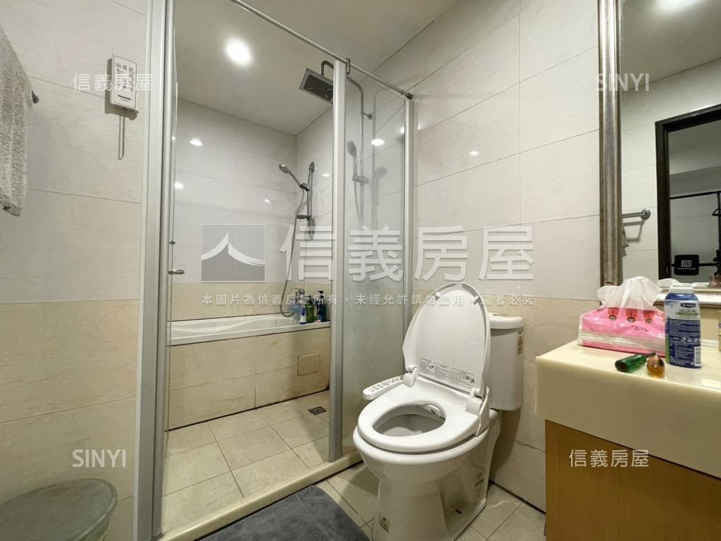 近八擴頂樓◎樓中樓露台戶房屋室內格局與周邊環境