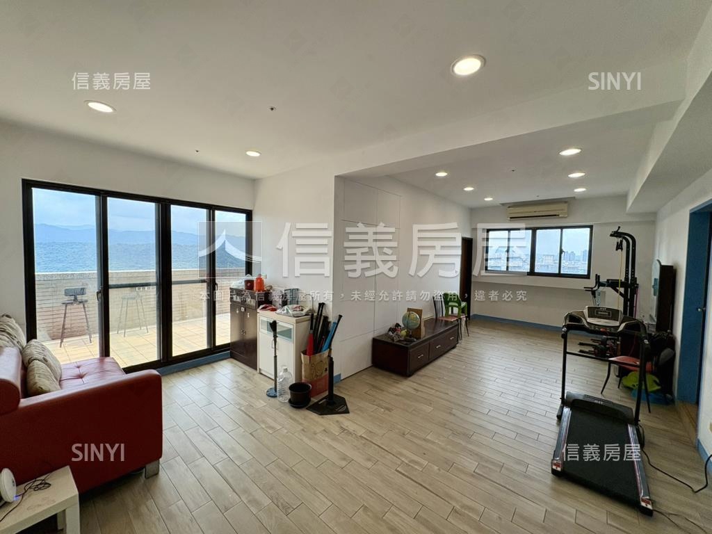近八擴頂樓◎樓中樓露台戶房屋室內格局與周邊環境