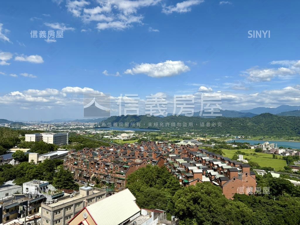 近八擴頂樓◎樓中樓露台戶房屋室內格局與周邊環境