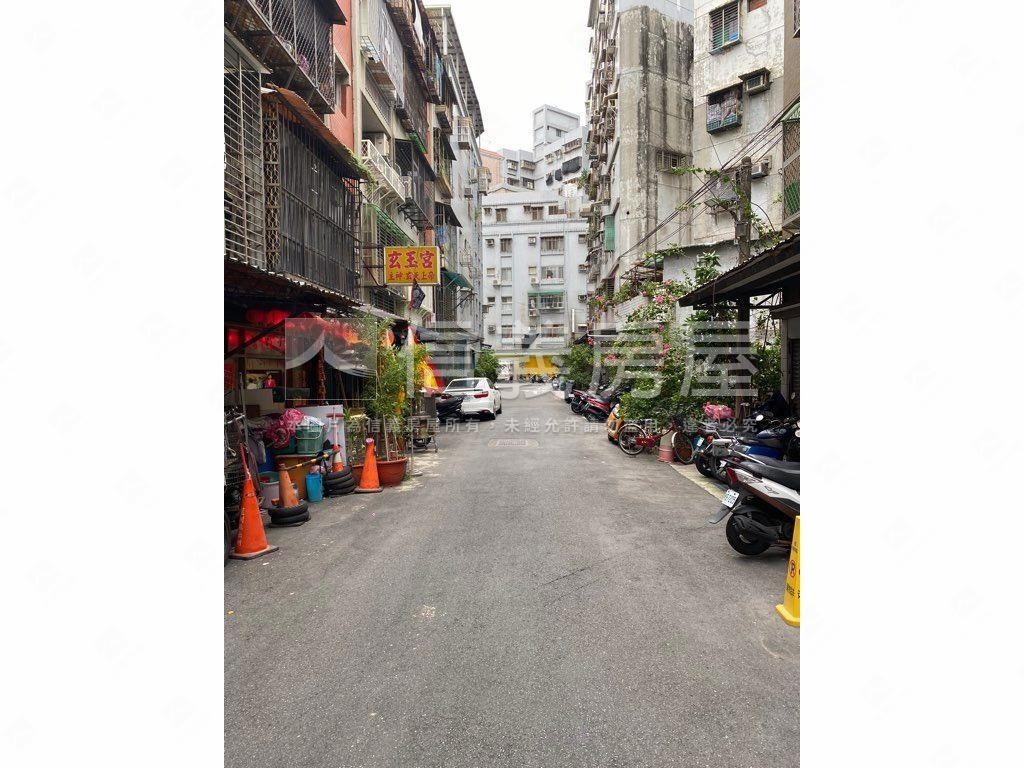 徐匯中學低總辦公店面房屋室內格局與周邊環境