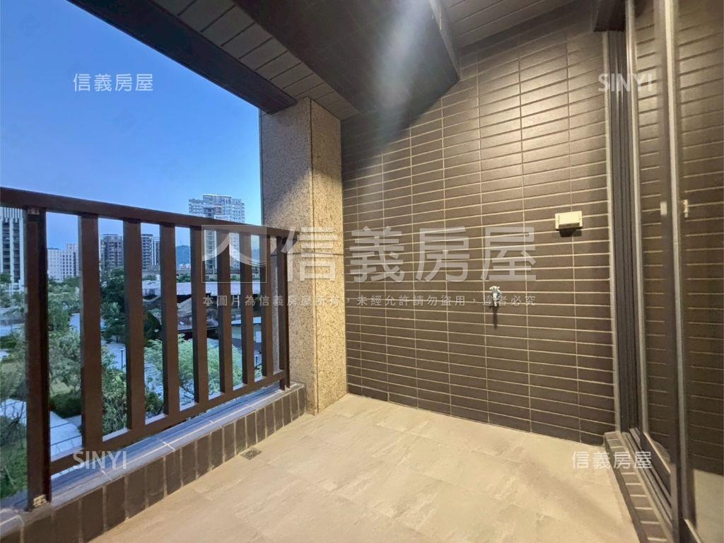 世界花園極品４房有車位房屋室內格局與周邊環境