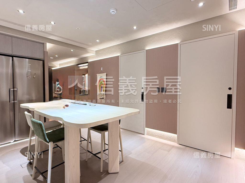 高鐵旁永麗花園三房雙車位房屋室內格局與周邊環境