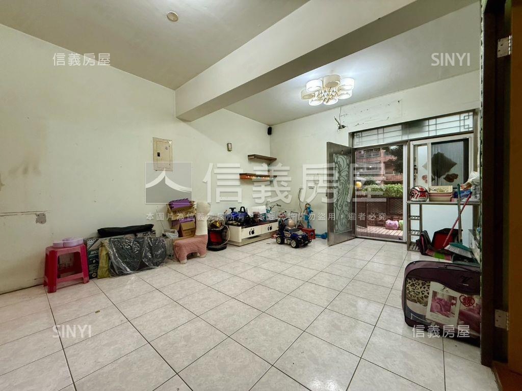 巨豪兩房兩衛加車位房屋室內格局與周邊環境