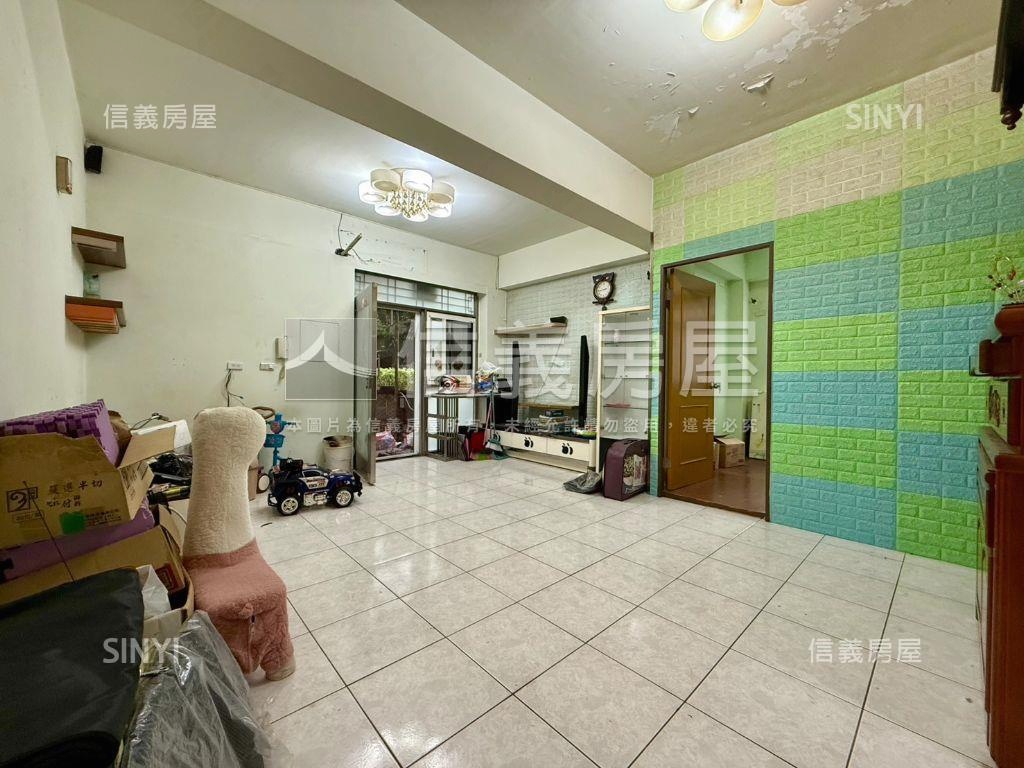 巨豪兩房兩衛加車位房屋室內格局與周邊環境