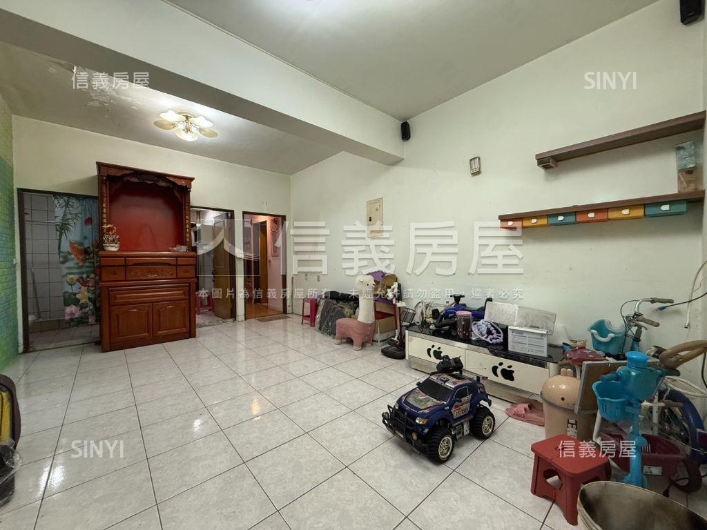 巨豪兩房兩衛加車位房屋室內格局與周邊環境