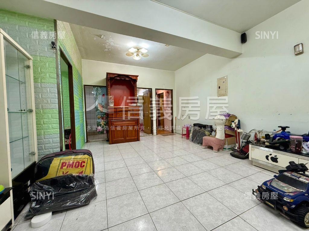 巨豪兩房兩衛加車位房屋室內格局與周邊環境