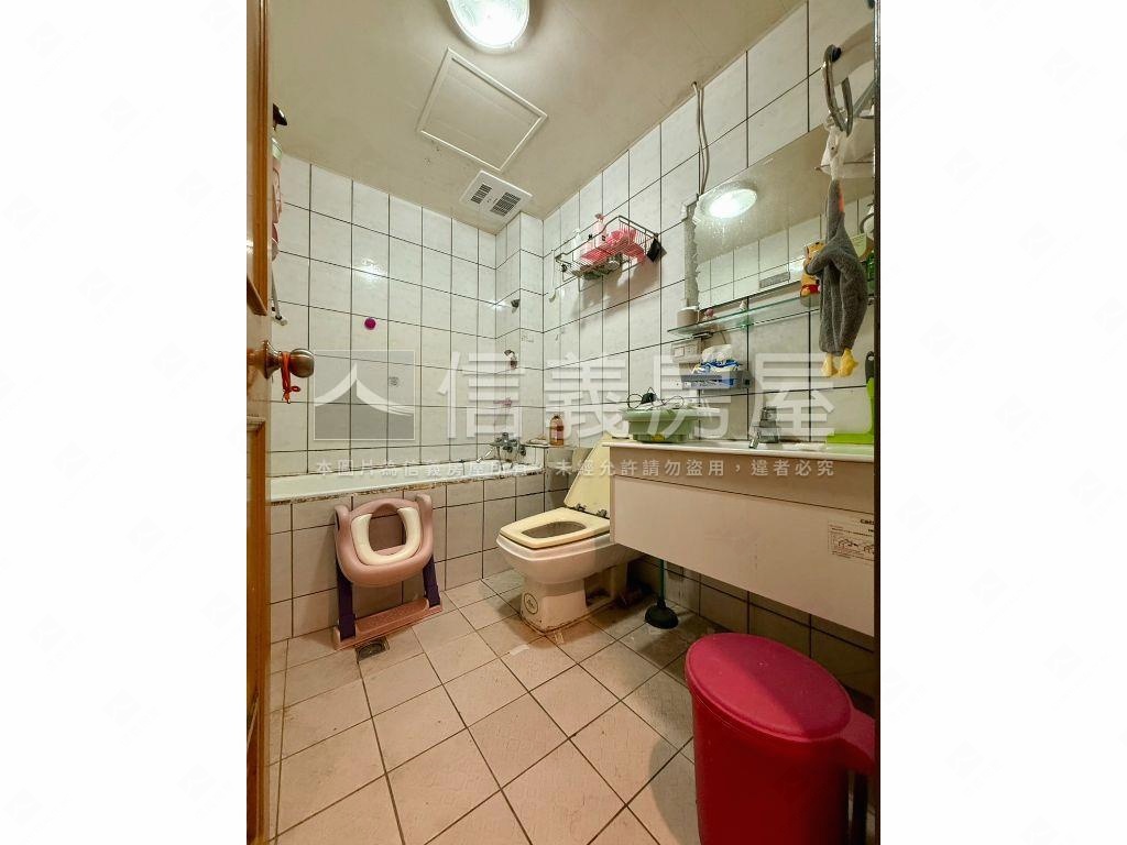 巨豪兩房兩衛加車位房屋室內格局與周邊環境