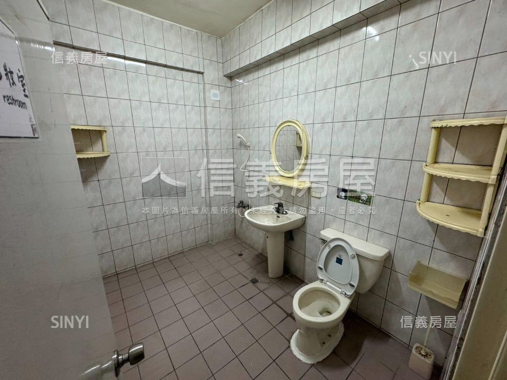 稀有☆正金陵路優質透店房屋室內格局與周邊環境