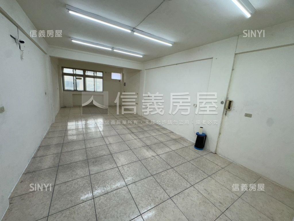 稀有☆正金陵路優質透店房屋室內格局與周邊環境