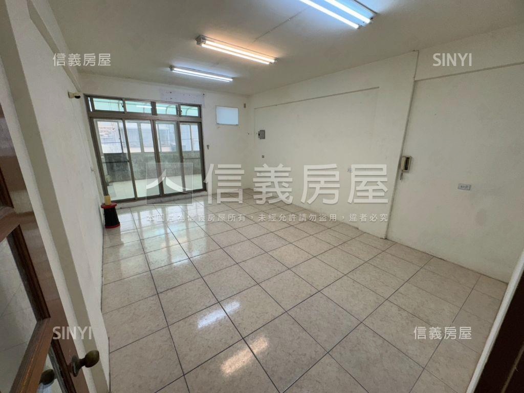 稀有☆正金陵路優質透店房屋室內格局與周邊環境