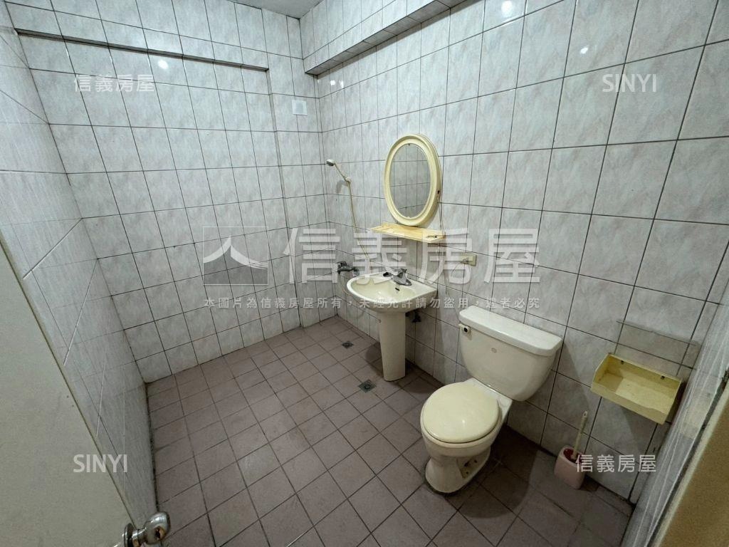 稀有☆正金陵路優質透店房屋室內格局與周邊環境