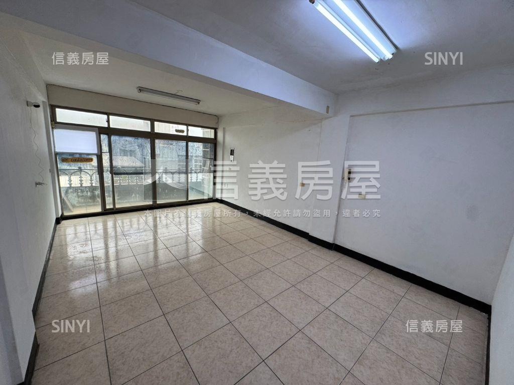 稀有☆正金陵路優質透店房屋室內格局與周邊環境