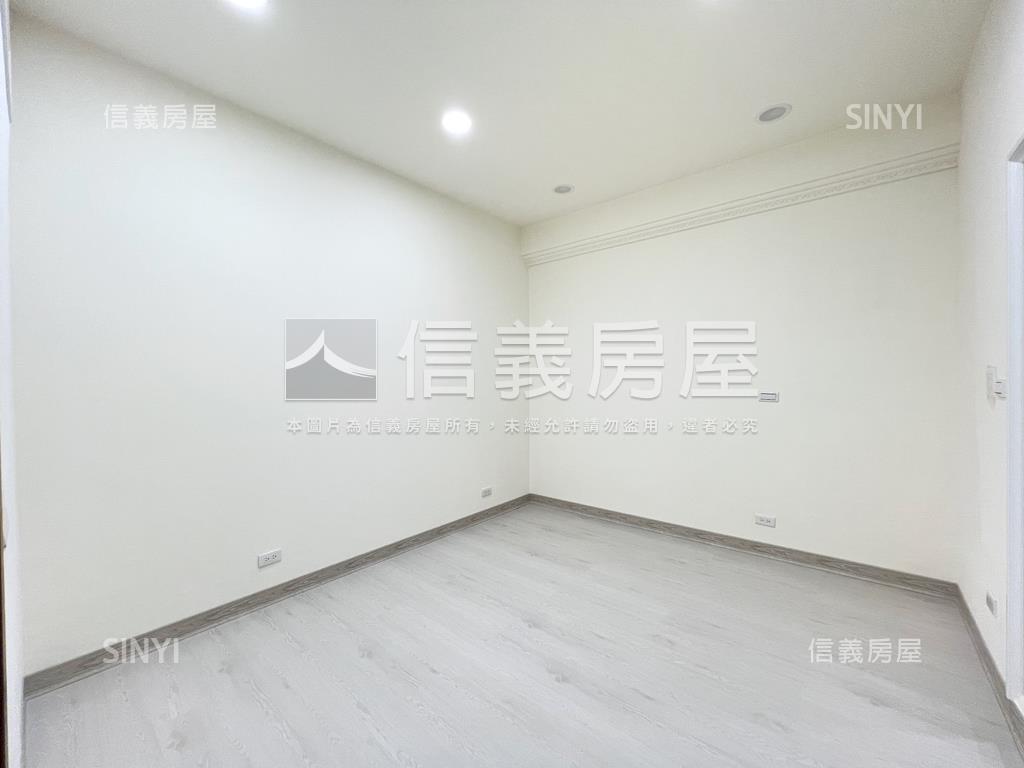 龍安。文中路整新美寓房屋室內格局與周邊環境