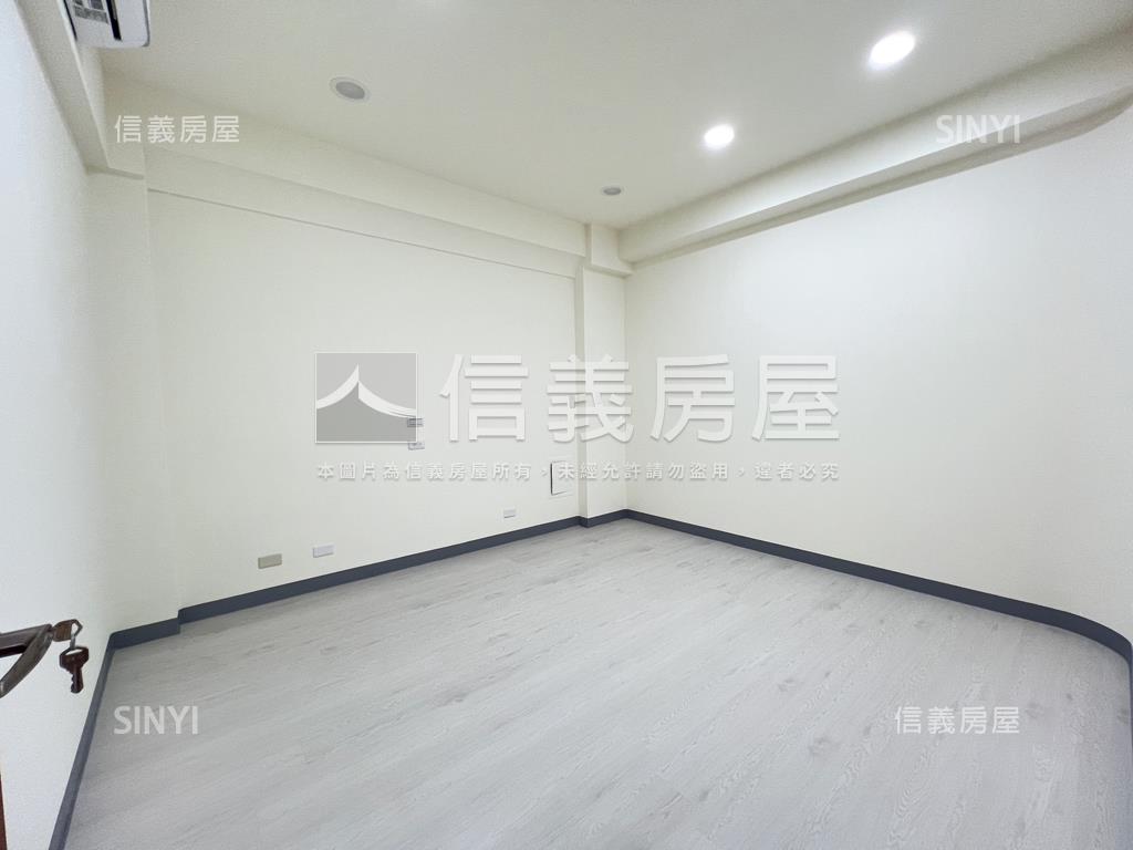 龍安。文中路整新美寓房屋室內格局與周邊環境